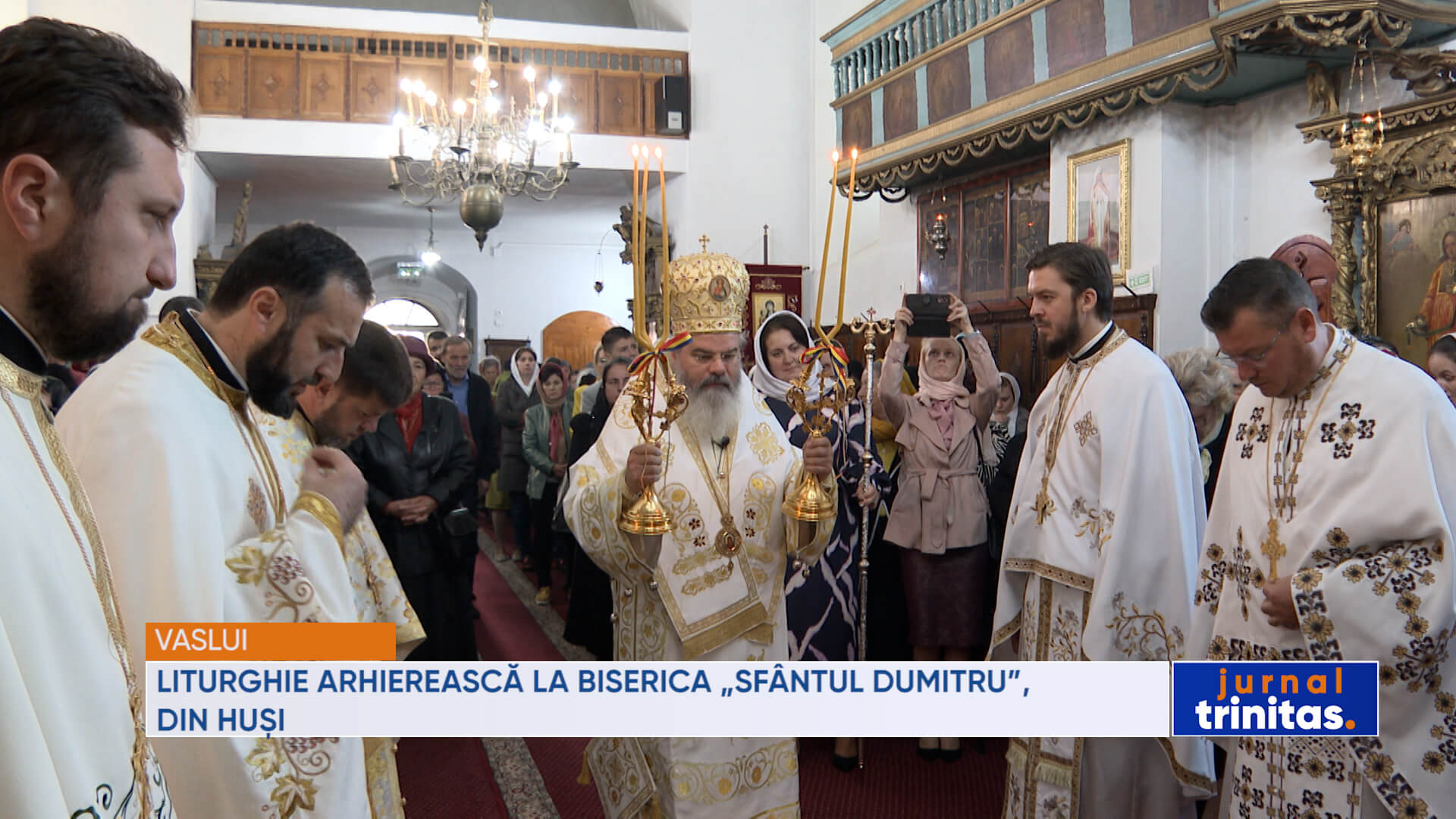 Liturghie arhierească la Biserica Sfântul Dumitru din Huși TRINITAS TV